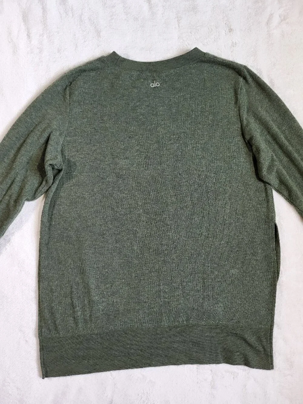 ALO Yoga Glimpse Medium in Forest Green